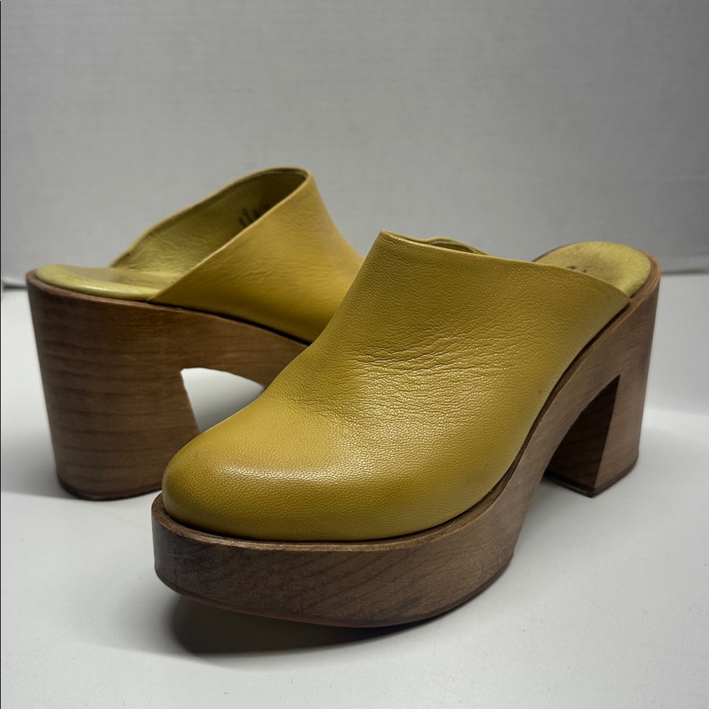 Free People Suki Platform Clogs High Heeled Open Back Shoes Yellow Size 38 / 8 - Picture 2 of 11